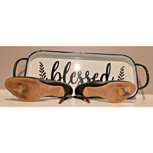 Marchesa Black Leather Laser Cut Lace Scalloped Ankle Strap Heels EU 35 5 US - Picture 5 of 11